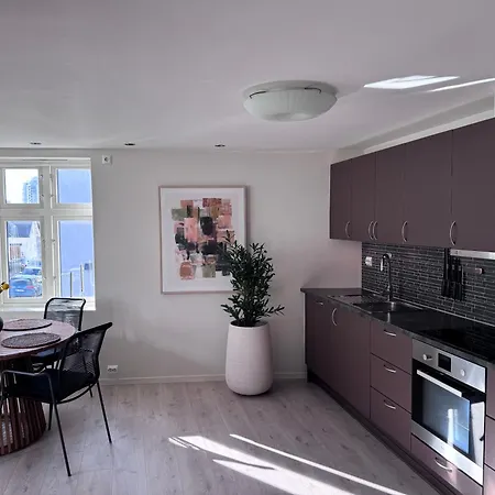 A Place To Stavanger, 5 - Quality And Free Parking- شقة